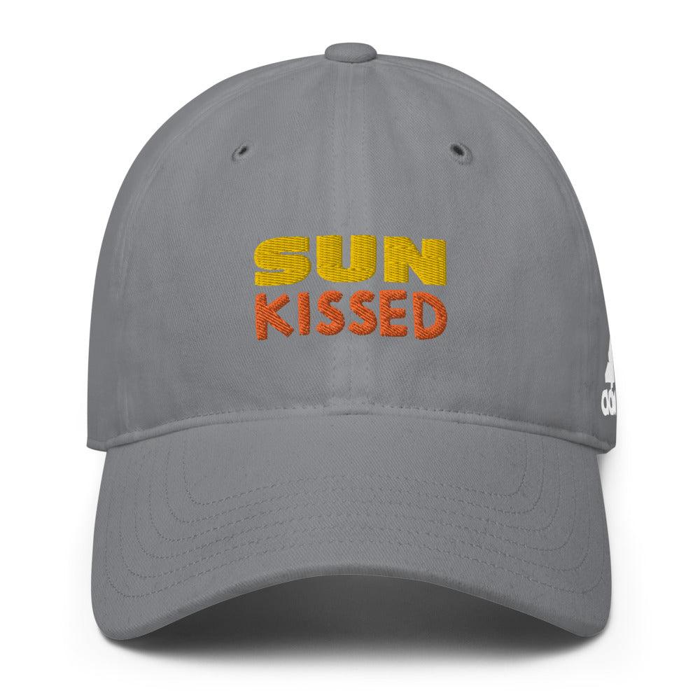 Sun Kissed | Performance golf cap - The Pet Talk